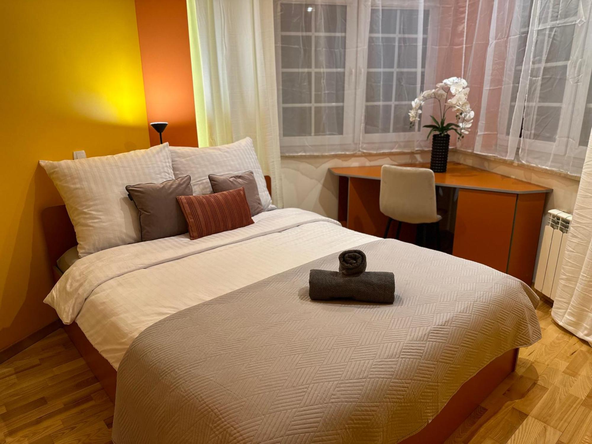 Large, Luxury Condo With Sauna Przemyśl Esterno foto